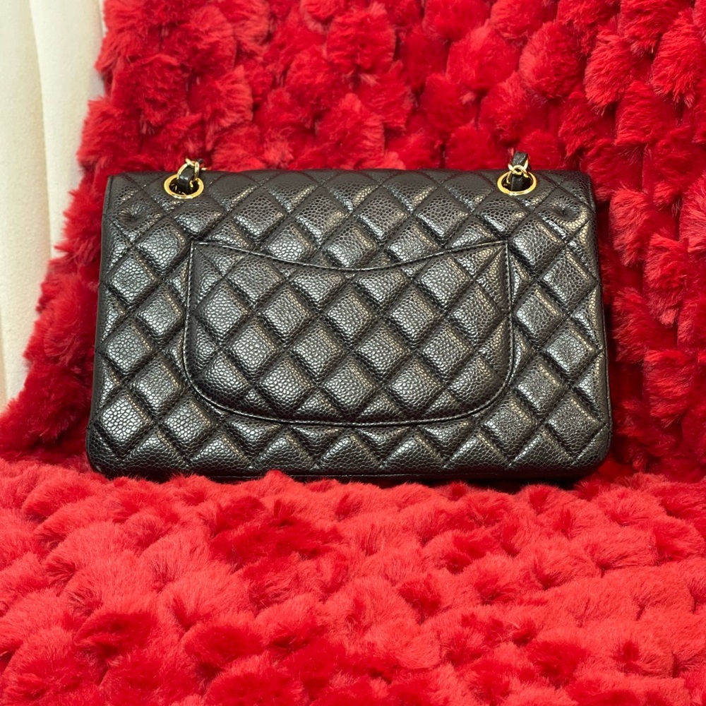 Chanel Black Quilted Caviar Medium Classic Double Flap Bag Gold Hardware, 2017 - Picture 3 of 14
